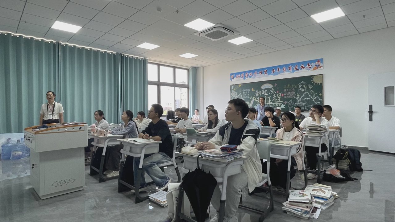 武汉襄五学校日常课堂实景