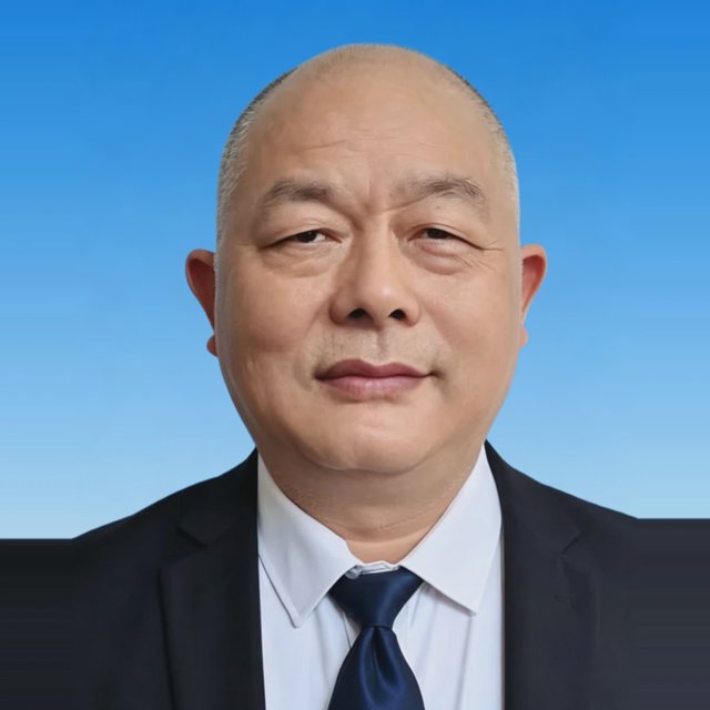 武汉襄武学校英语肖和平高清师资照片