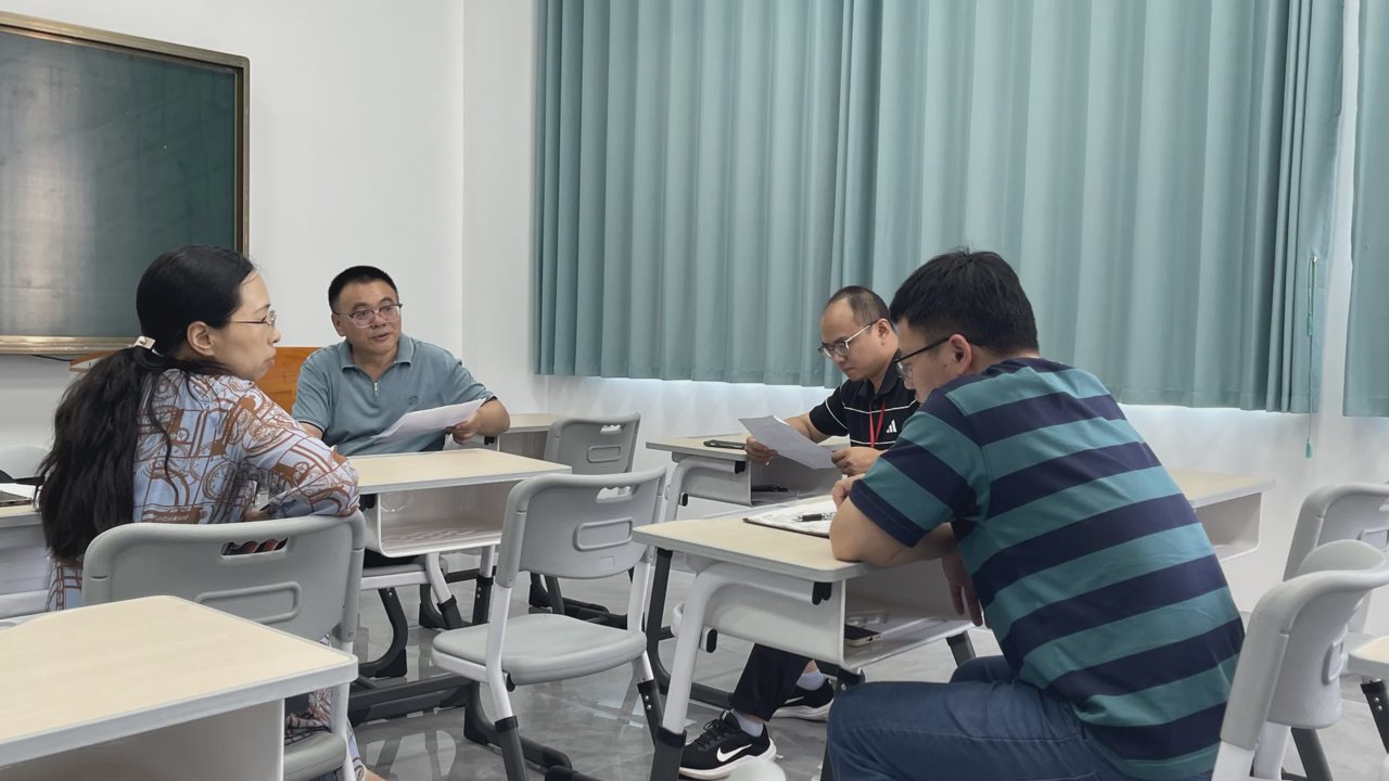 武汉襄五学校到校交流现场实景