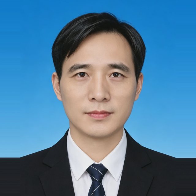 武汉襄武学校数学唐兴峰高清师资照片