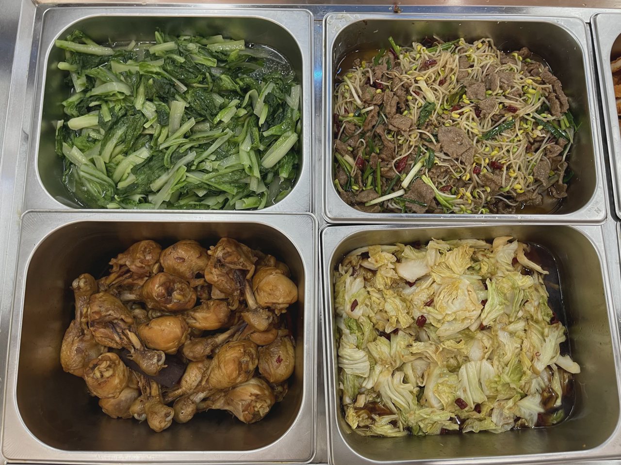 武汉襄五学校食堂菜品近景